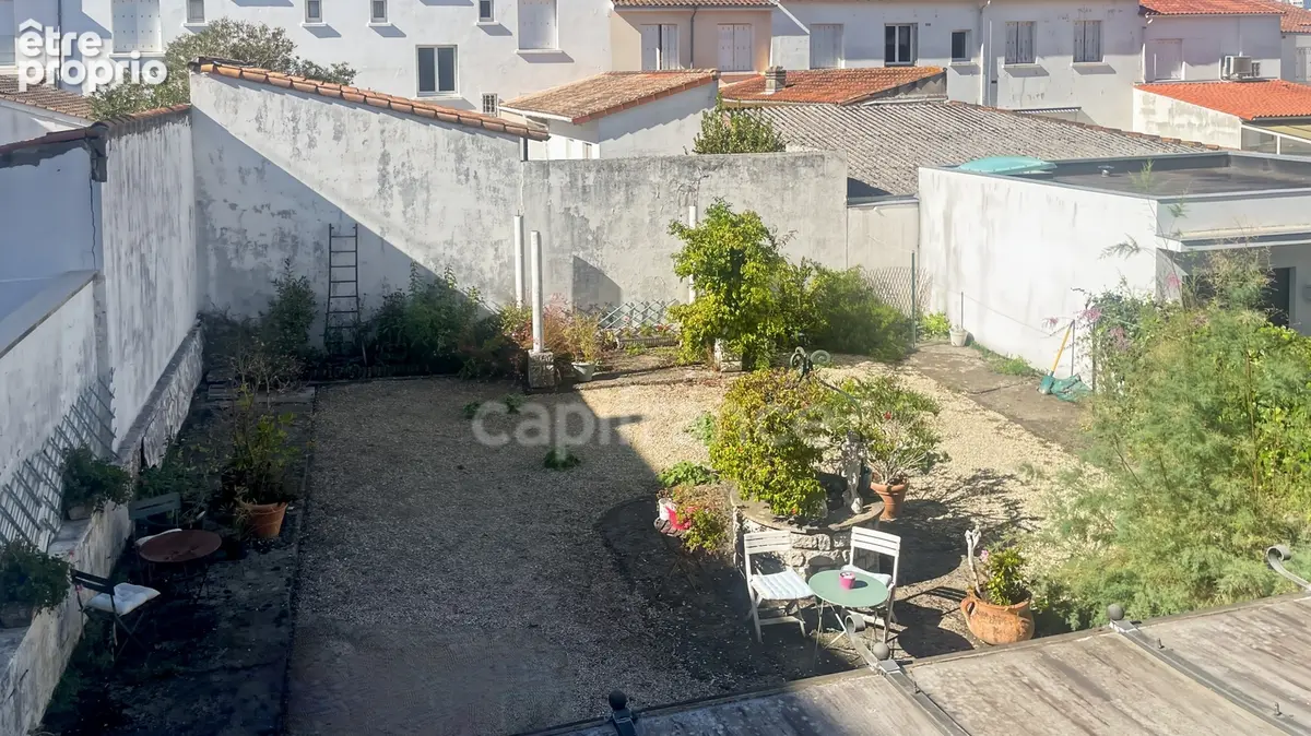 ROYAN, Quartier Eglise Notre-Dame : T3 de 93 m² au 1er étage avec balcon et jardin partagé - photo 13