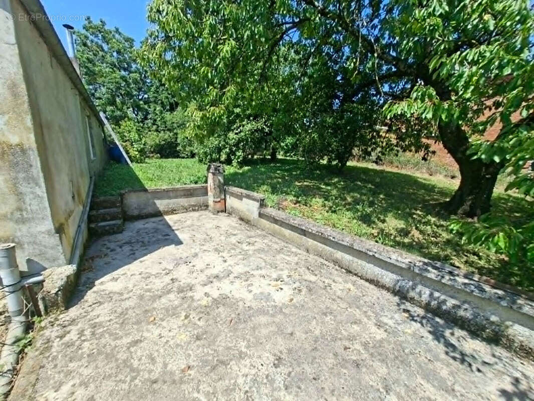 Maison à ENGLANCOURT