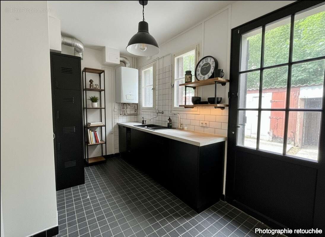 Maison à SAINT-JEAN-DE-LA-RUELLE