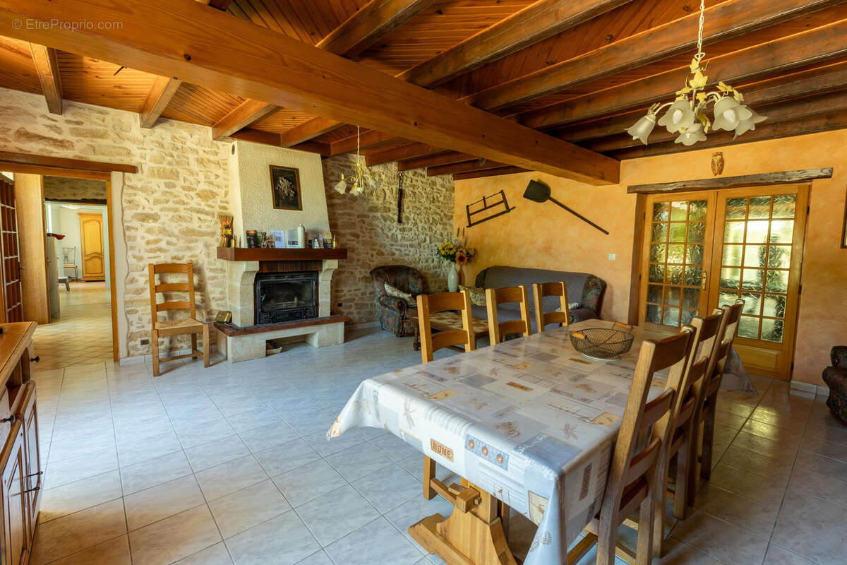 Domaine d'exception a 45 min de bordeaux - chalet honka de prestige, 3 gites en pierre et espace bien-etre sur - photo 8