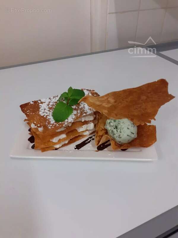 Commerce à MONTSOREAU