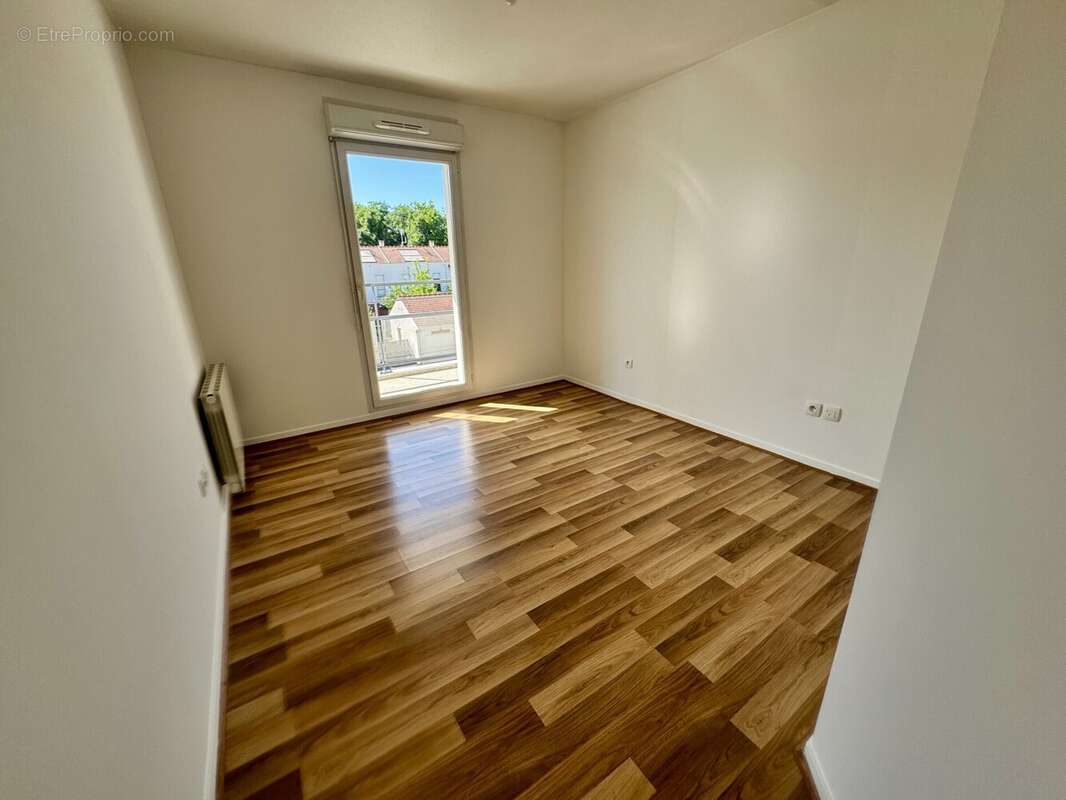 Appartement à PRINGY