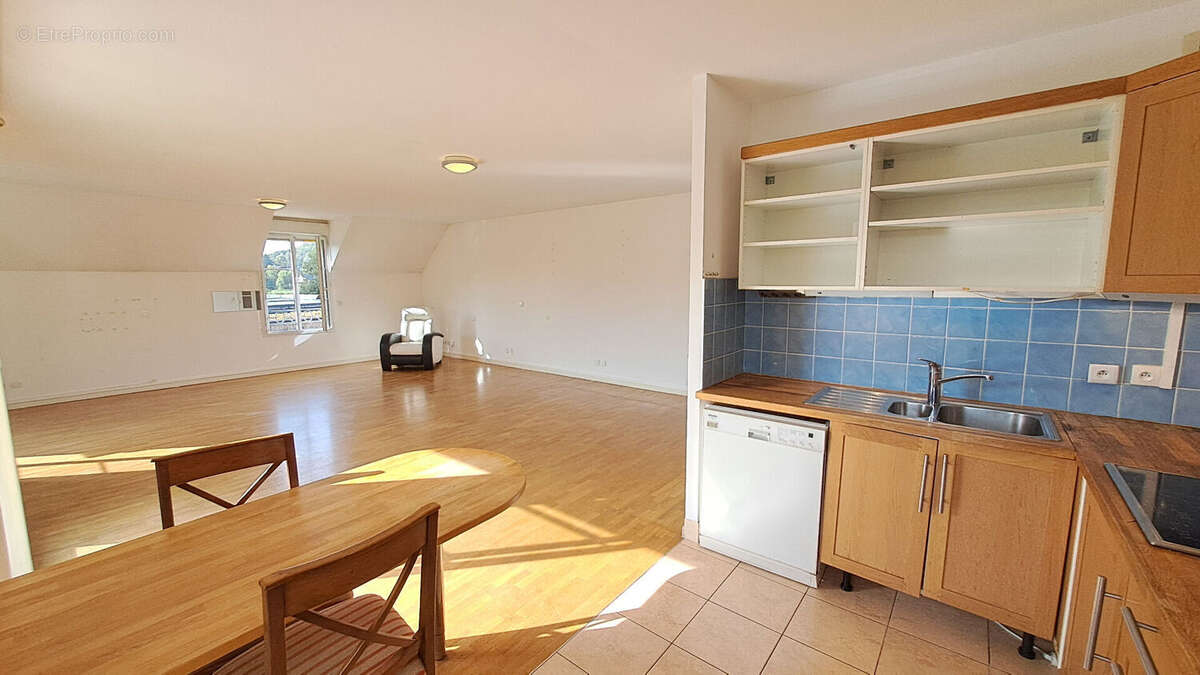 Appartement à SAINT-REMY-LES-CHEVREUSE