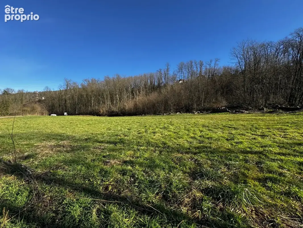 Terrain viabilisé - Voglans - 568 m2 - Emprise au sol 250m2 - photo 2
