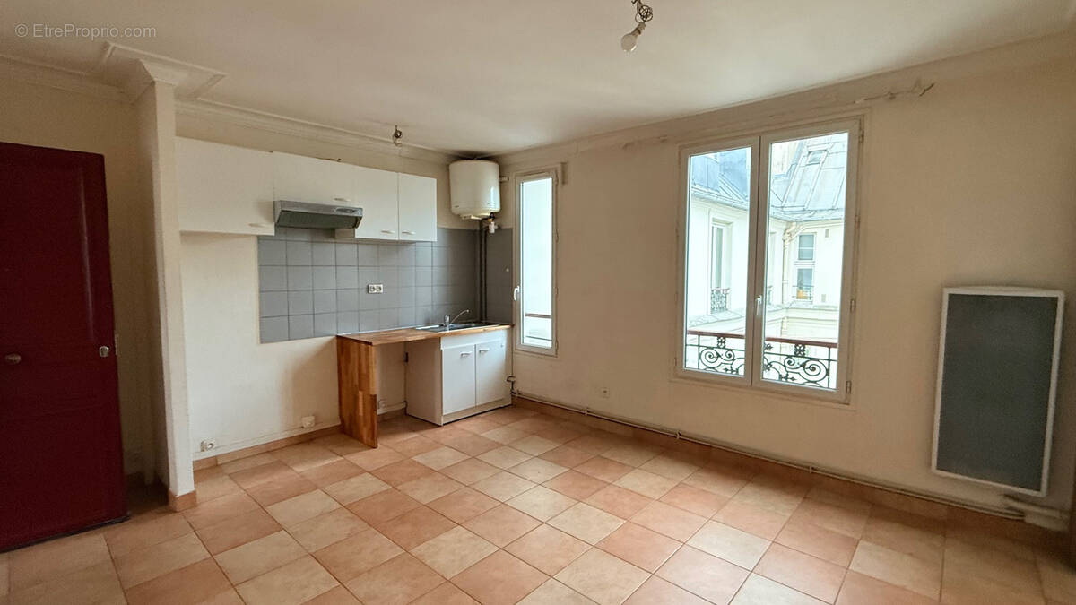 Appartement à PARIS-12E