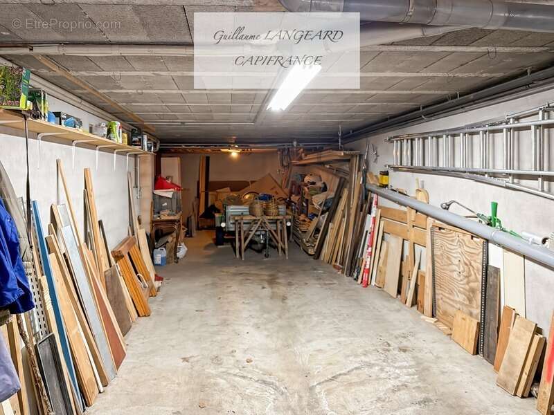 Groissiat (01) - maison spacieuse 6 pièces – 163 m² – terrain 1763 m² - photo 18