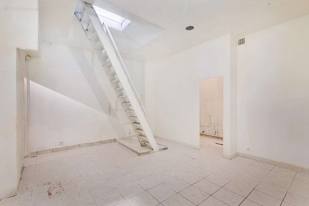 Appartement à PARIS-8E