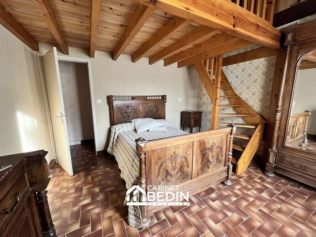 Maison 112 m² à Blanquefort  - photo 5