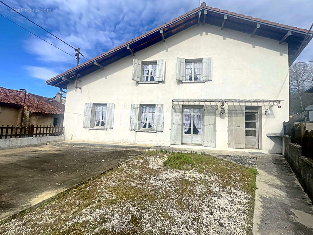 Maison à GIGNY