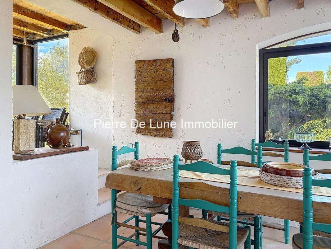 Maison à SAINT-MAURICE-DE-GOURDANS