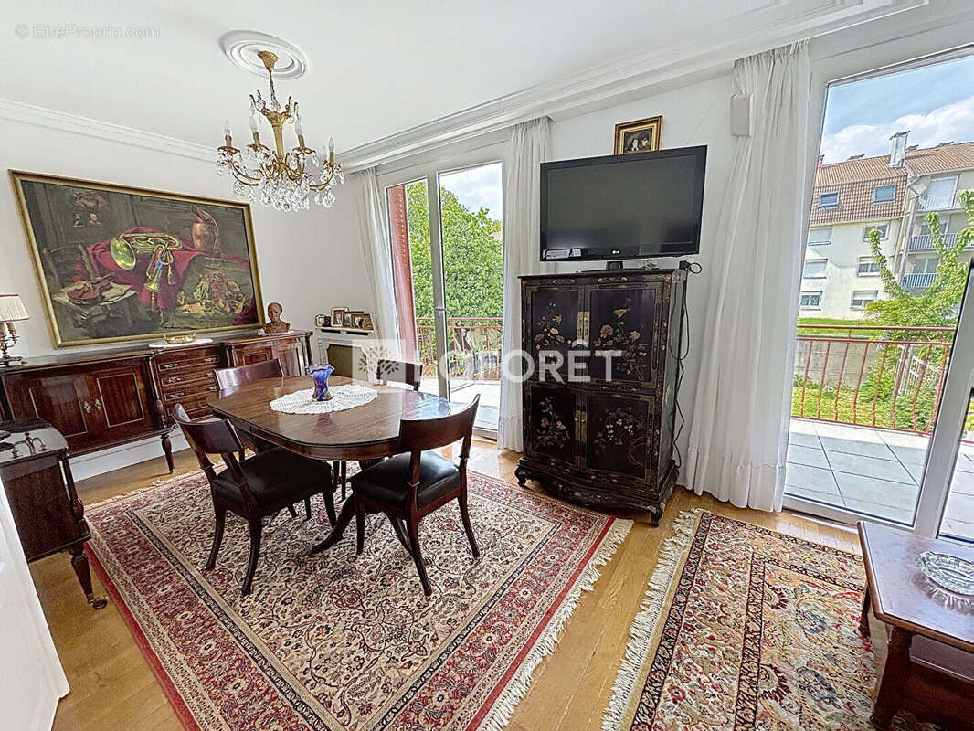 Maison à CHEVILLY-LARUE