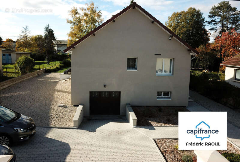 Maison à IS-SUR-TILLE