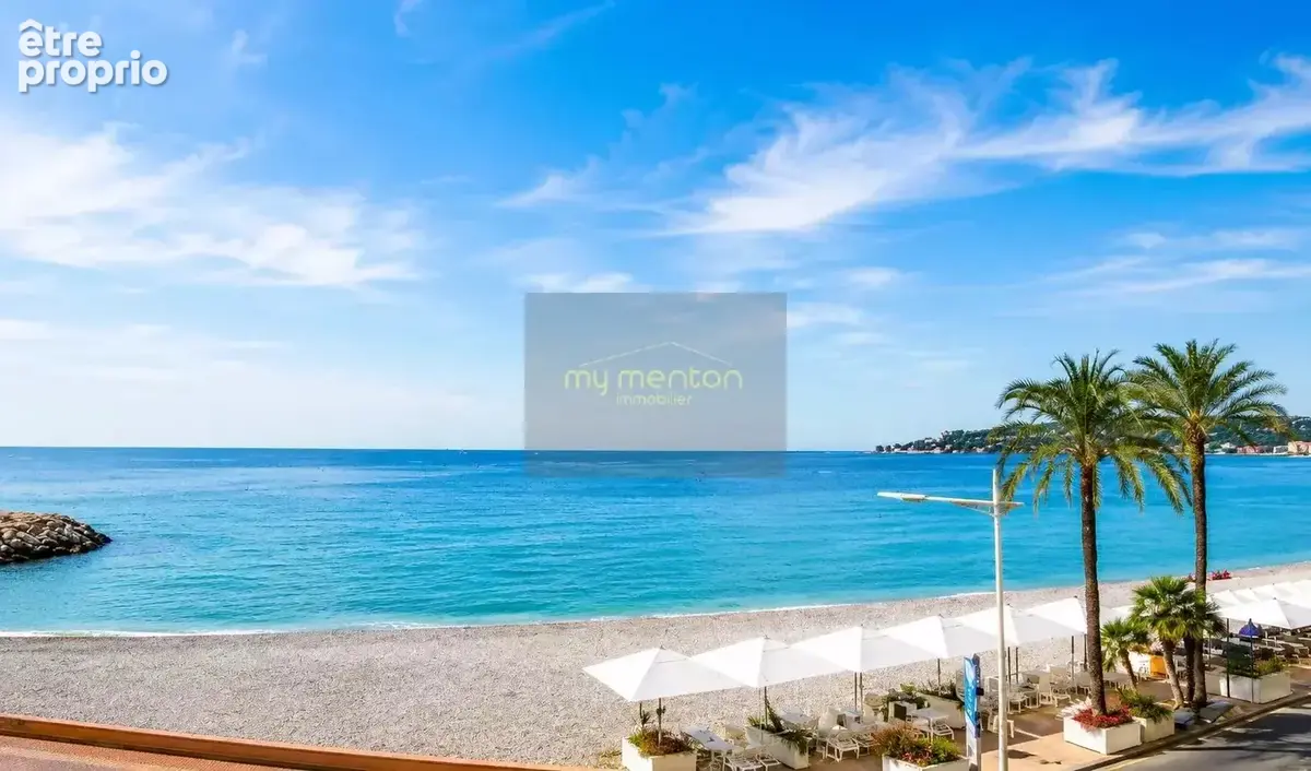 MENTON CENTRE ;  Appartement Bourgeois Front de mer - photo 1