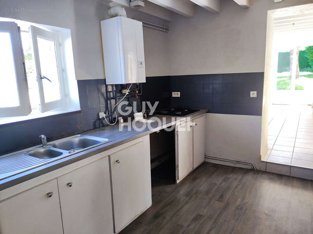 Maison à MORNAND-EN-FOREZ