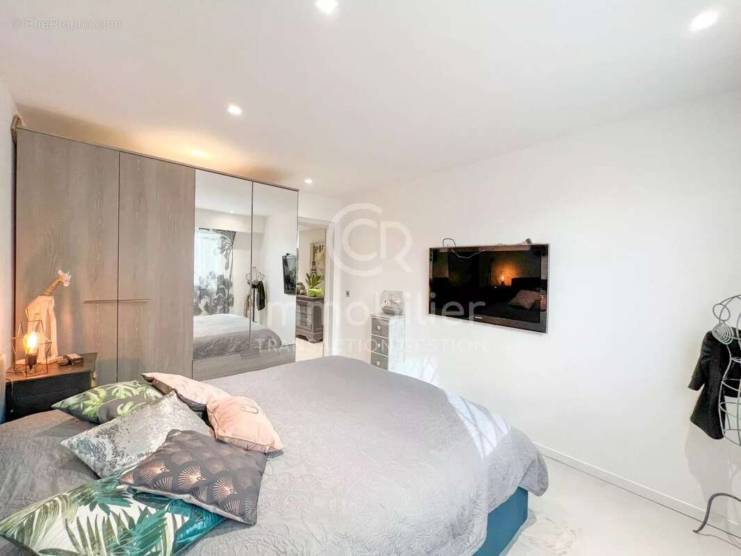 EXCLUSIVITE - Cannes - Bas Croix des Gardes - photo 14