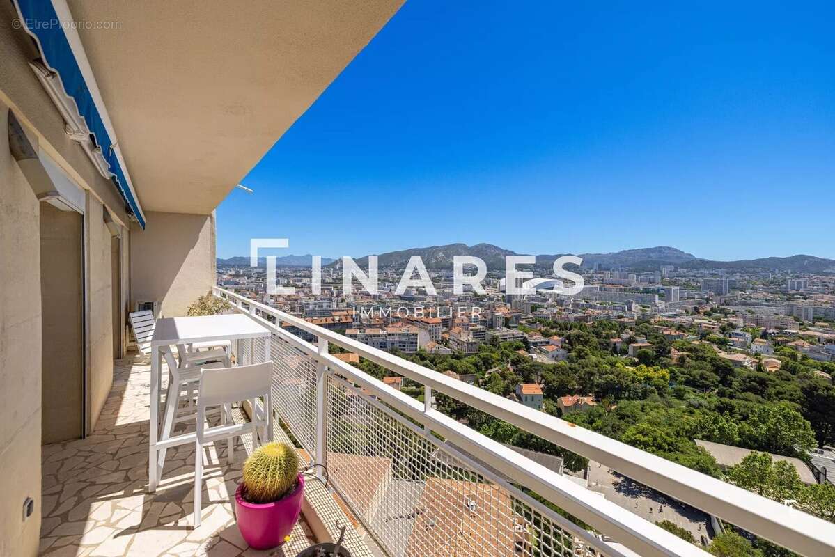 Appartement à MARSEILLE-8E