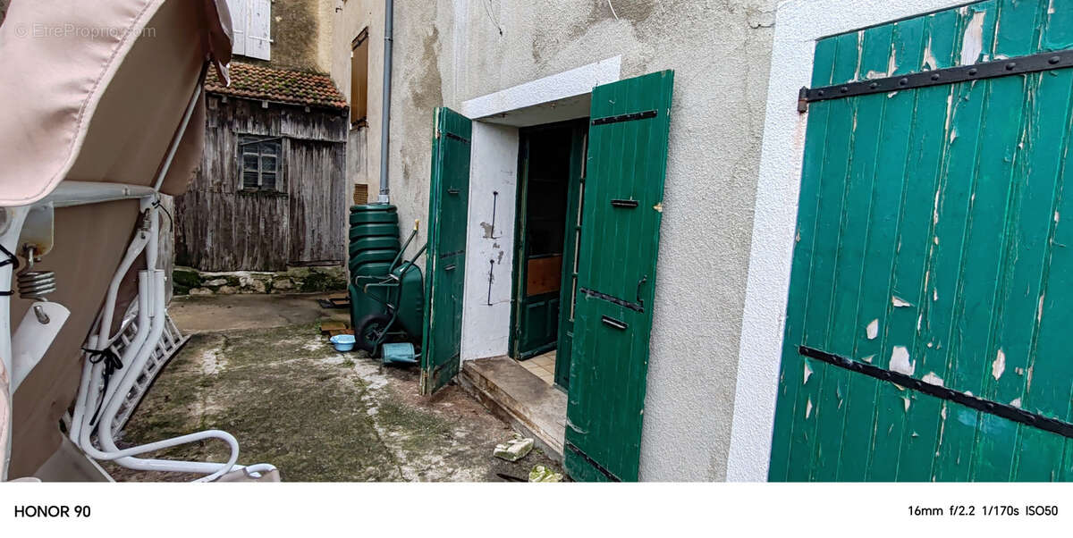 Maison à VERNOUX-EN-VIVARAIS