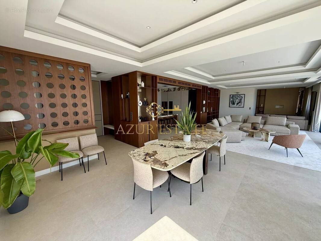 Photo Maison à Roquebrune-Cap-Martin au prix de 6 500 000€