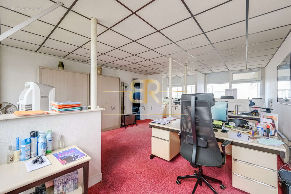 Commerce à SAINT-MAUR-DES-FOSSES