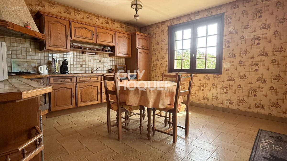 Maison Luzinay 4 pièces 114 m2 - photo 3