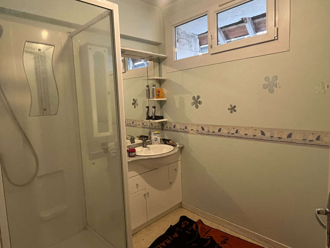 Maison à COUSSAY-LES-BOIS