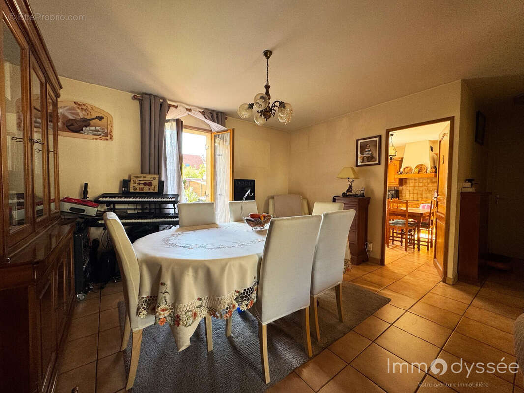 Maison à NOISY-LE-GRAND