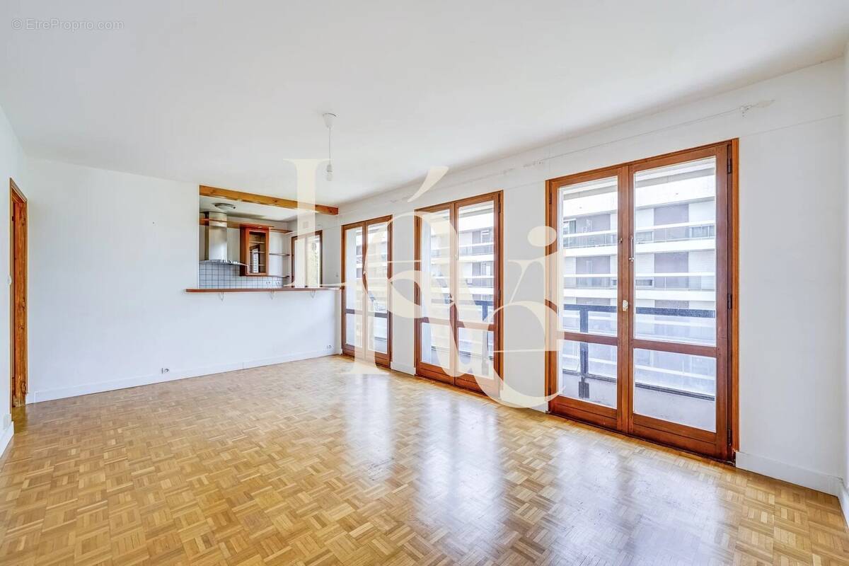 Appartement à PARIS-13E