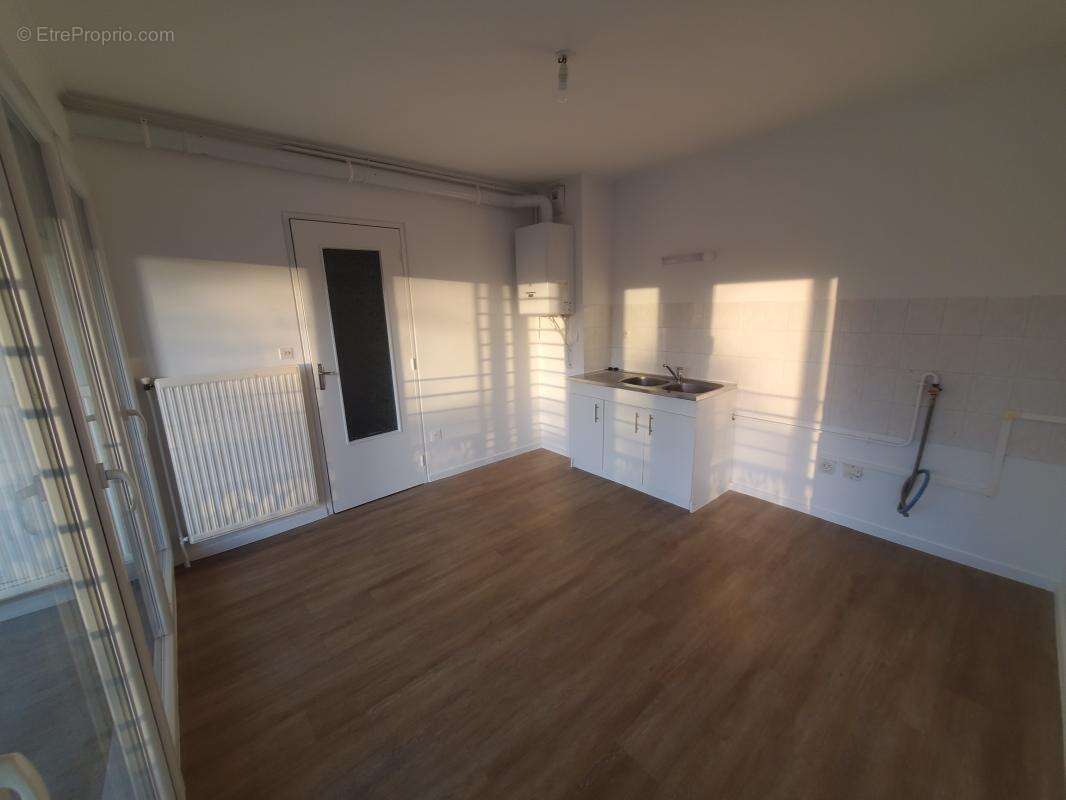 Appartement à SAINTE-LUCE-SUR-LOIRE