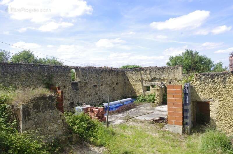 PEYRUSSE VIEILLE, secteur vallonné, belle propriété  de 227 m² avec vue panoramique et environnement privilégié - photo 23