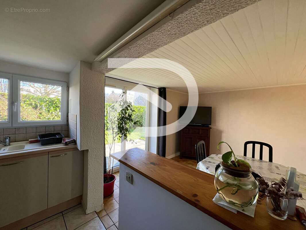 Appartement à COIGNIERES