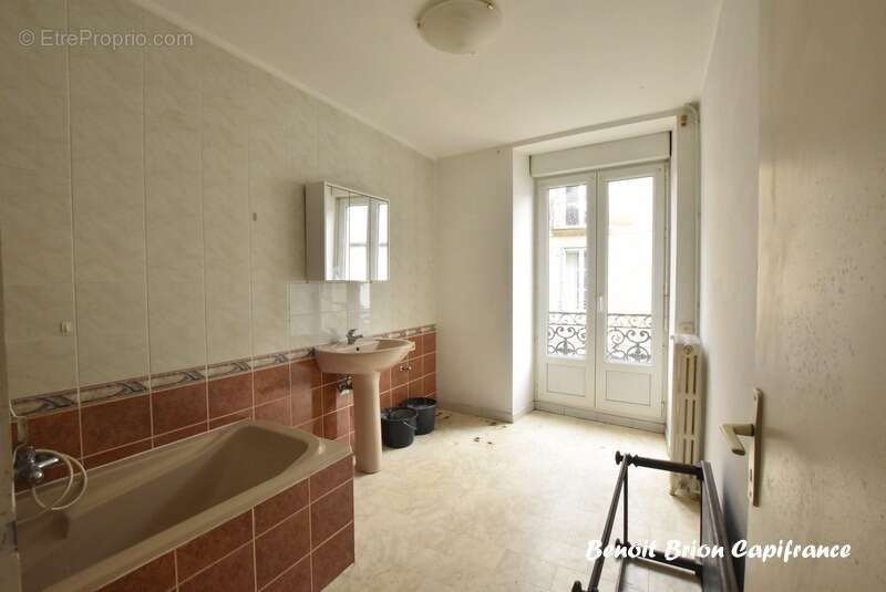Maison de ville 148 m² – Centre d’Antrain – 4 chambres – Grande cave - photo 4