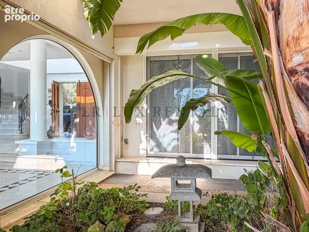 Villa avec vue mer panoramique et piscine à débordement - photo 10