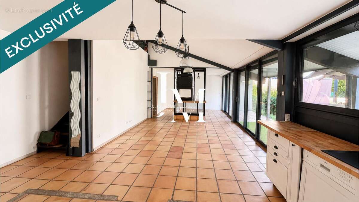 Maison 110 m² à Villemur-Sur-Tarn  - photo 4