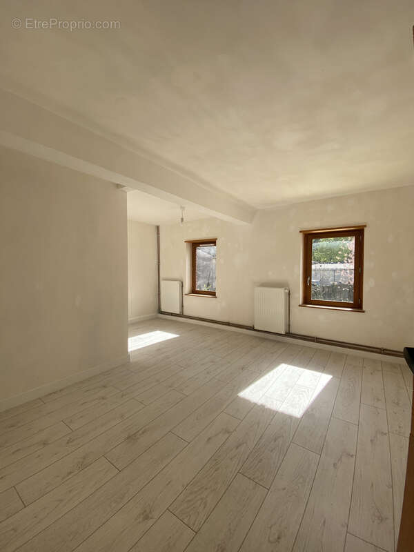 Maison à AVESNES-LE-COMTE