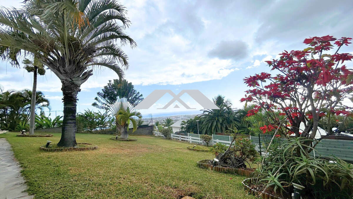 Maison à LA POSSESSION