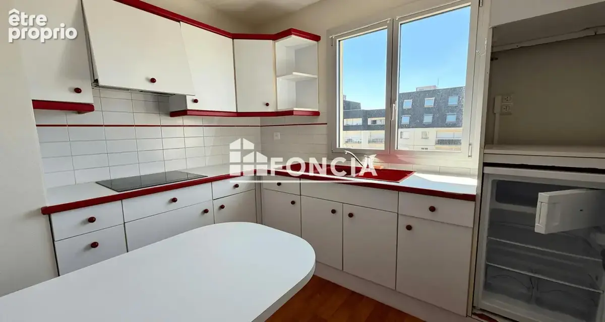 Studio de 30M2 Lumineux avec balcon et parking - photo 3