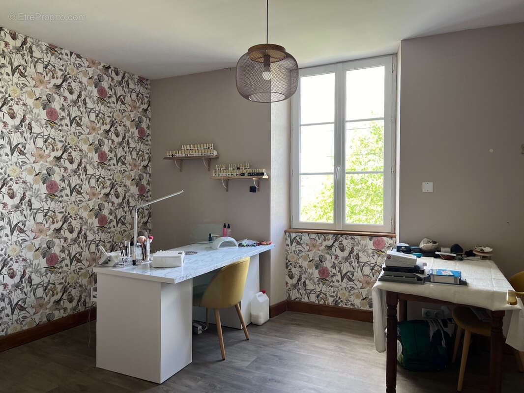 Maison à JUMILHAC-LE-GRAND