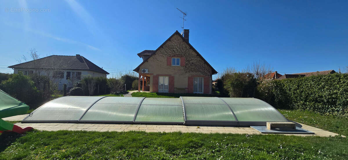Maison à SAINT-ANDRE-LES-VERGERS