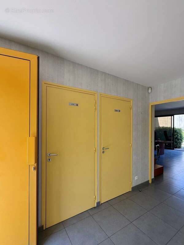 CABINET PROFESSIONNEL,  78 m2, Plain-pied, 3 places de stationnement, Pessac-Centre - photo 3