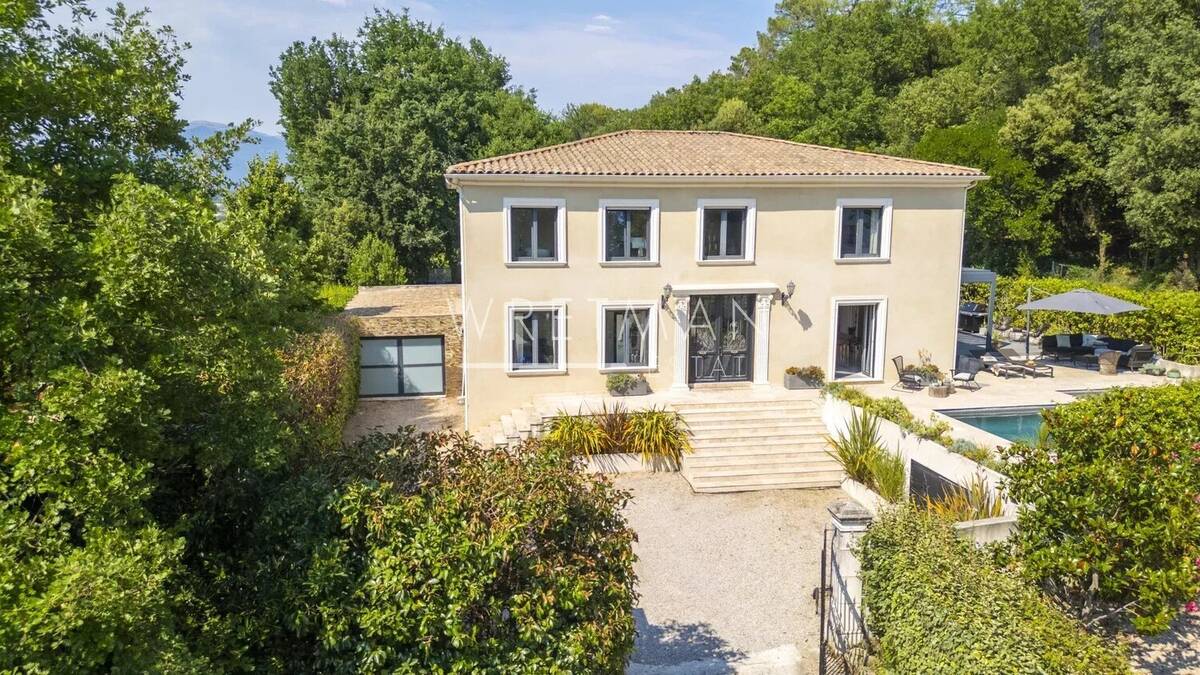 Maison à VALBONNE