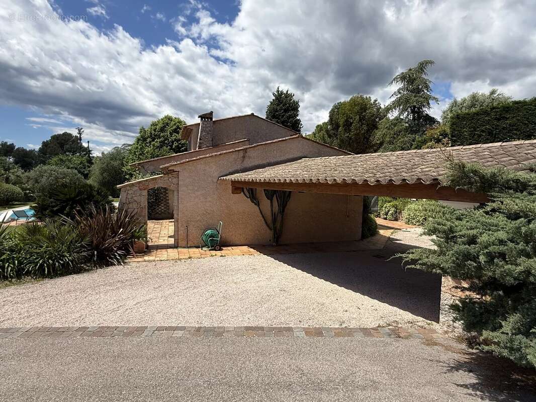 Maison à GRASSE
