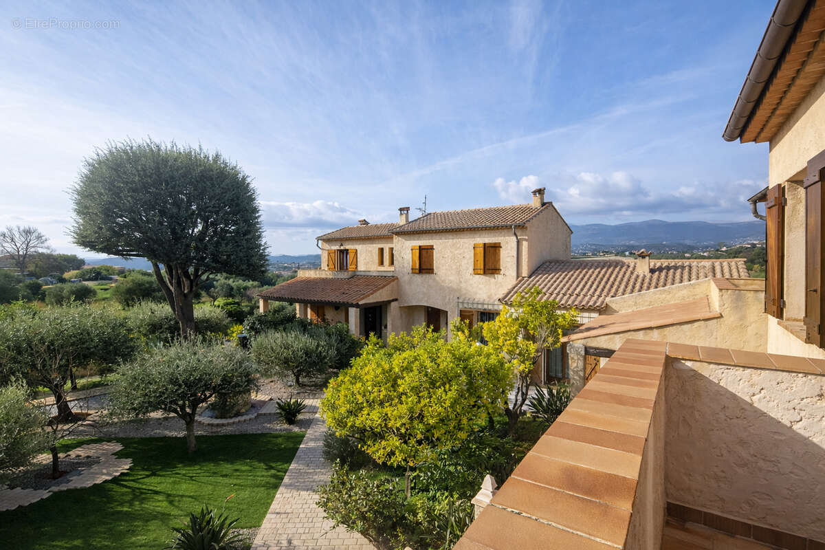 Maison à CAGNES-SUR-MER