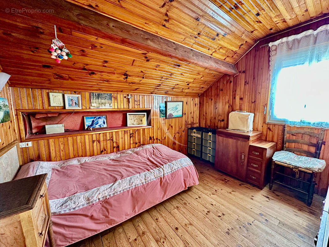 Maison à SAINT-JEAN-DE-BRAYE