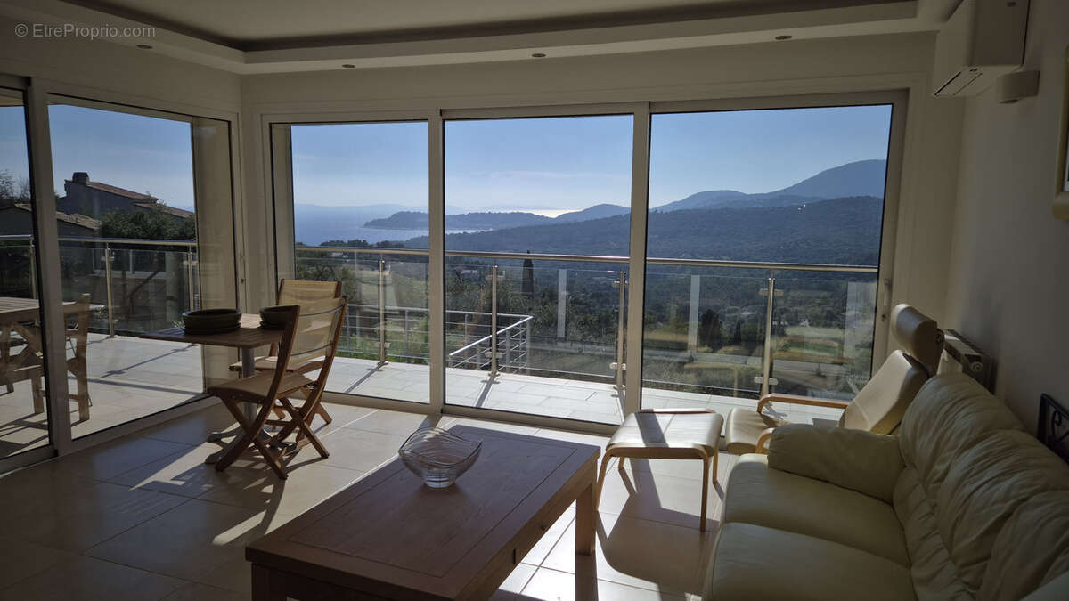 Maison à LA CROIX-VALMER