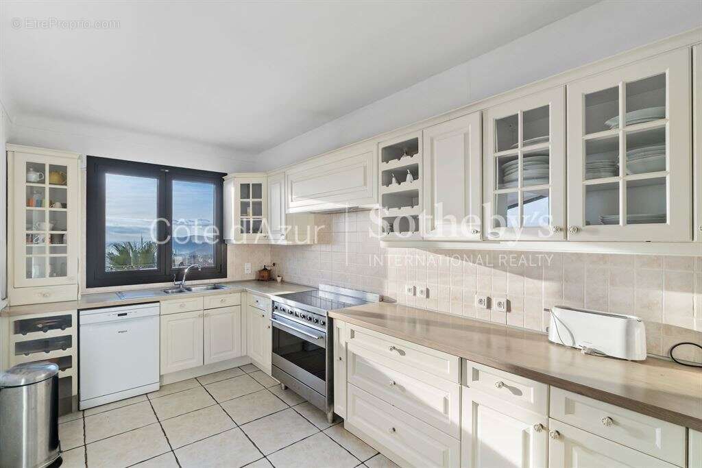 Maison à MANDELIEU-LA-NAPOULE