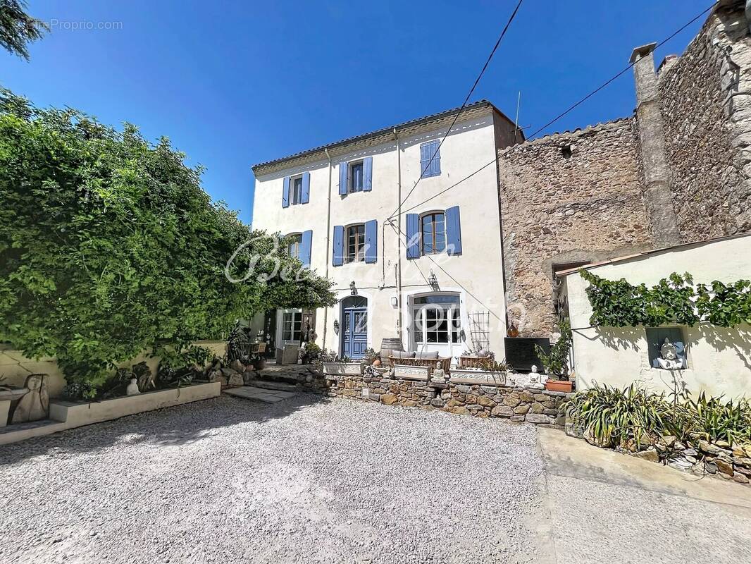 Maison à TUCHAN