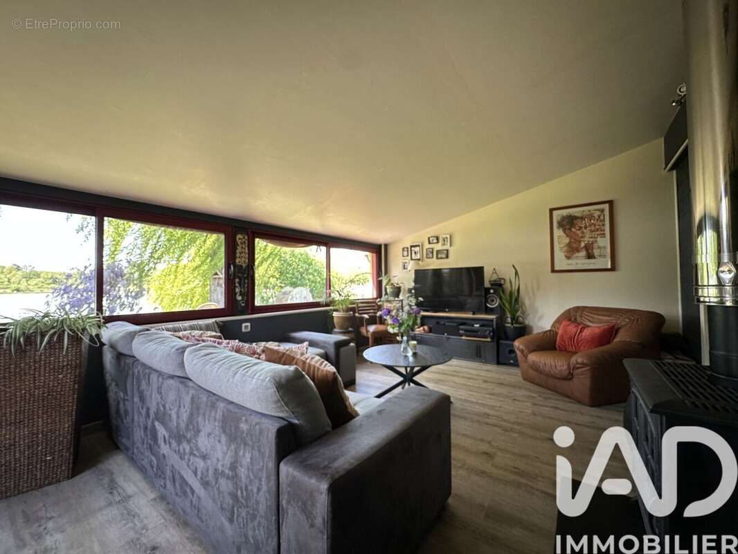 Photo 3 - Maison à SAINT-GEORGES-SUR-ARNON