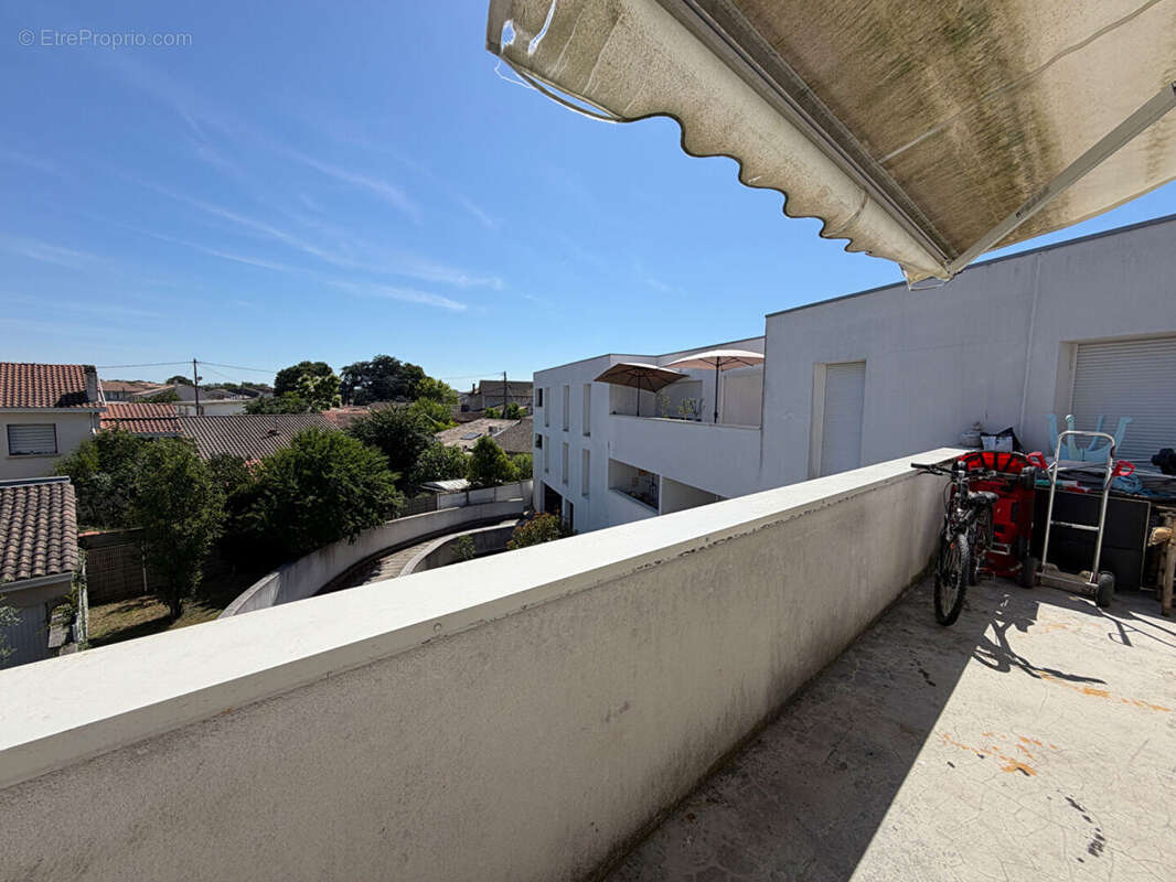 Appartement à BEGLES