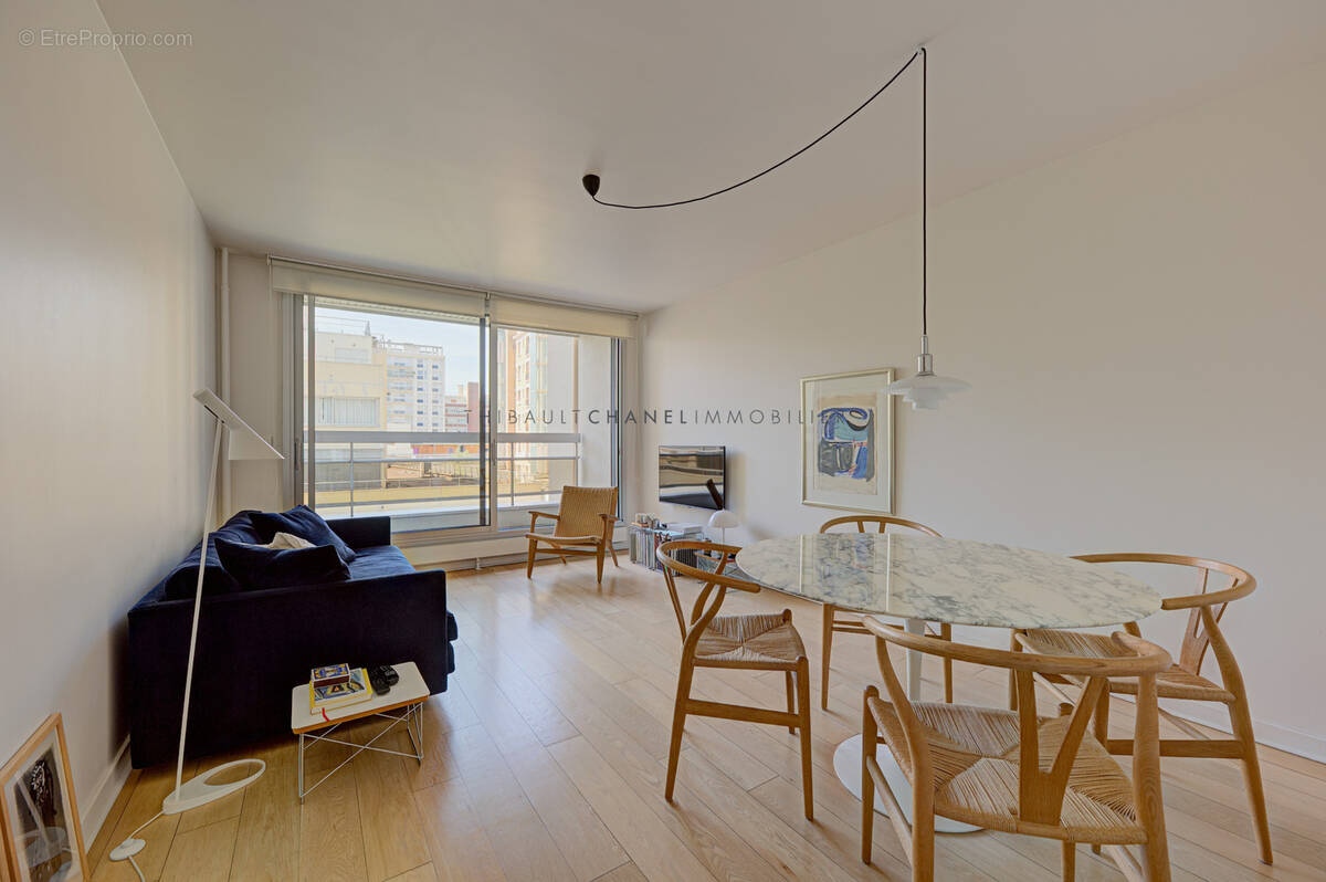 Appartement à PARIS-12E
