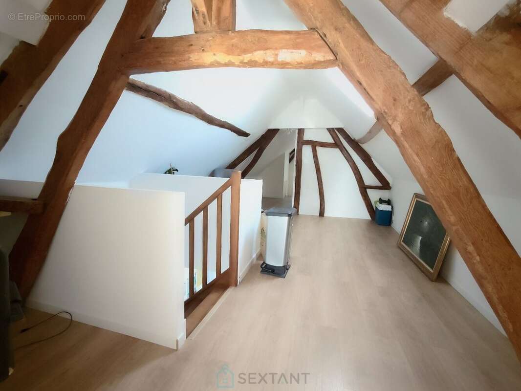 Maison à HOUPPEVILLE